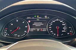 Ruskea (beige) Audi A6 2019 kuva 15.