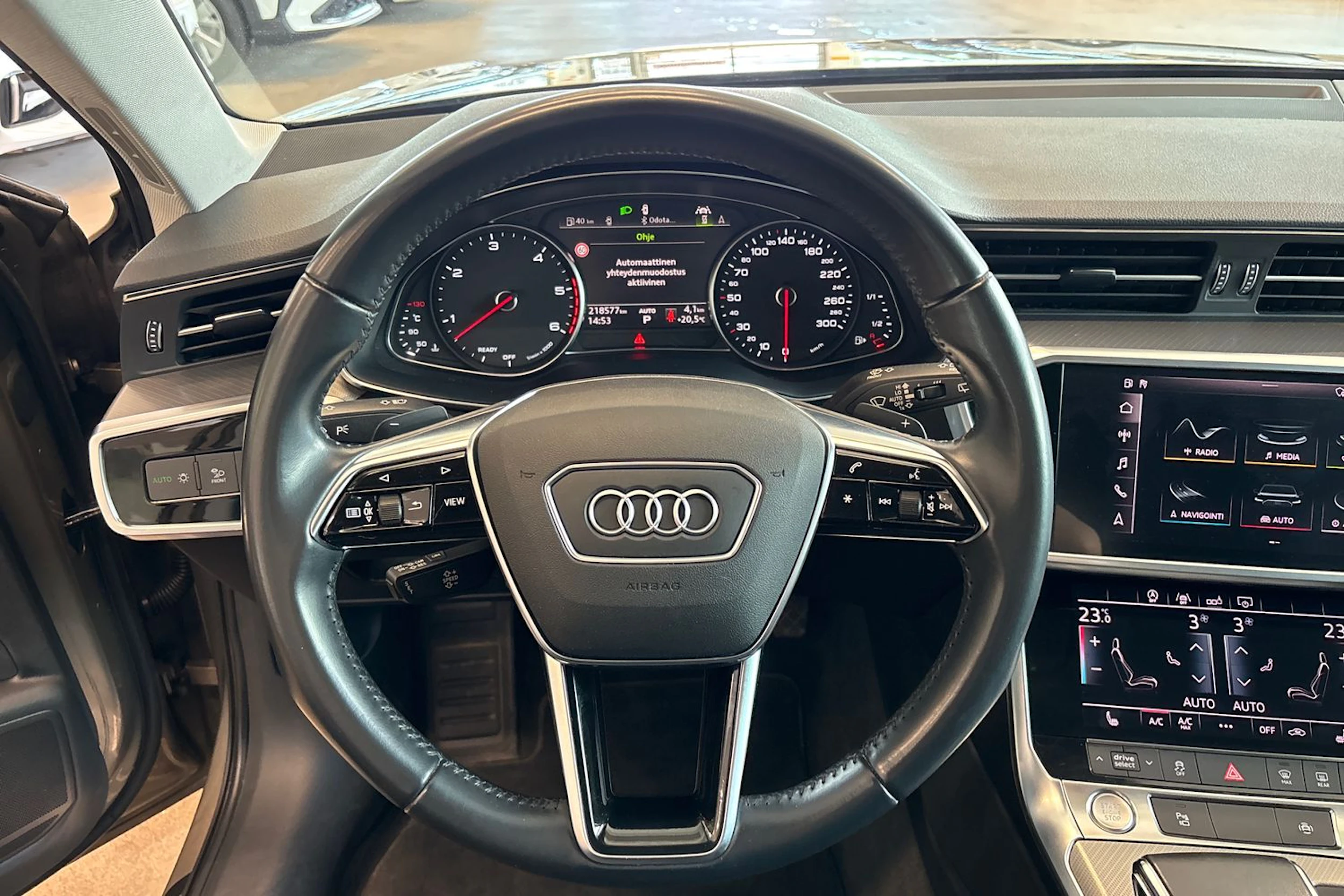 Ruskea (beige) Audi A6 2019 kuva 16.