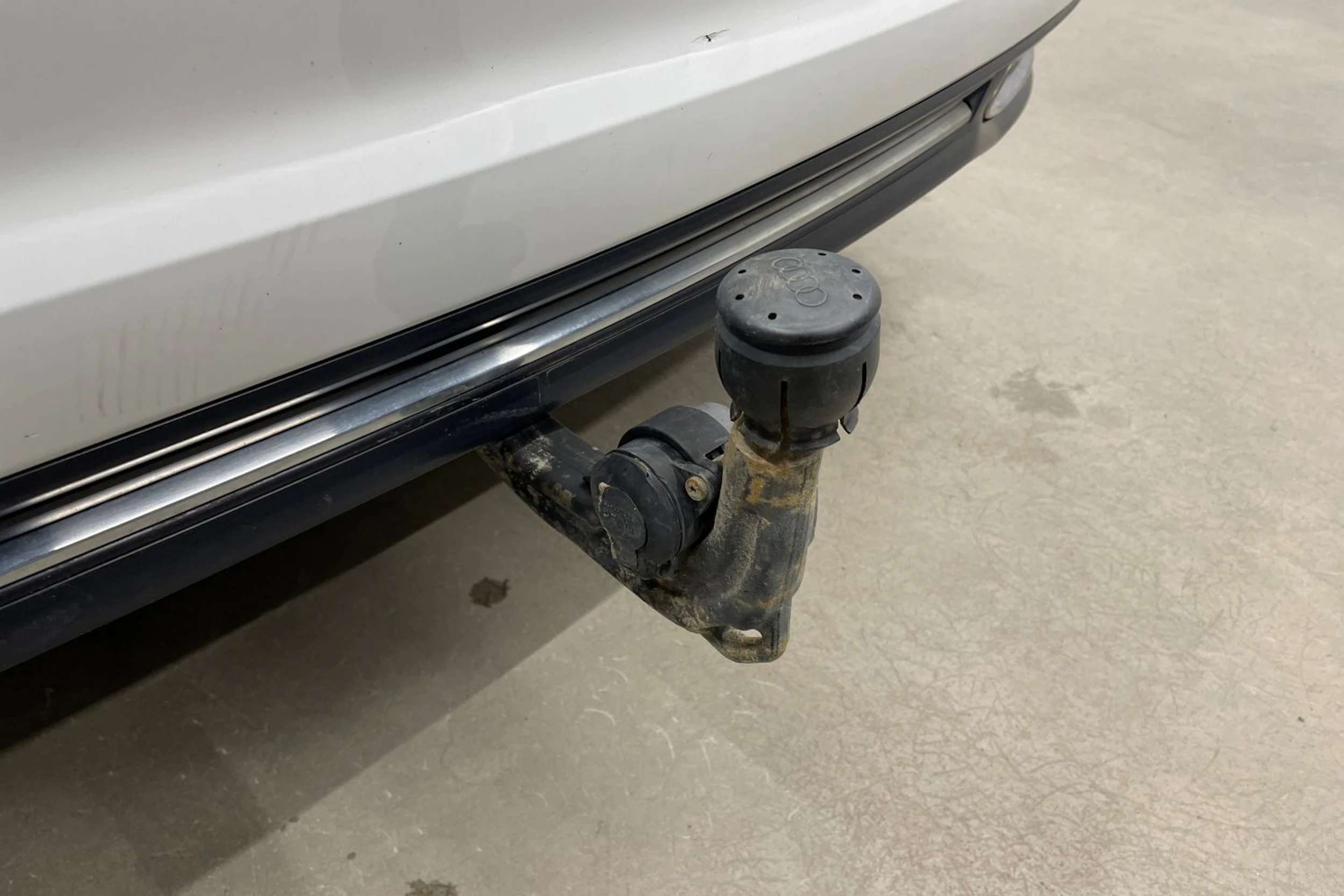 Valkoinen Audi A6 2019 kuva 13.