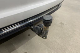 Valkoinen Audi A6 2019 kuva 13.