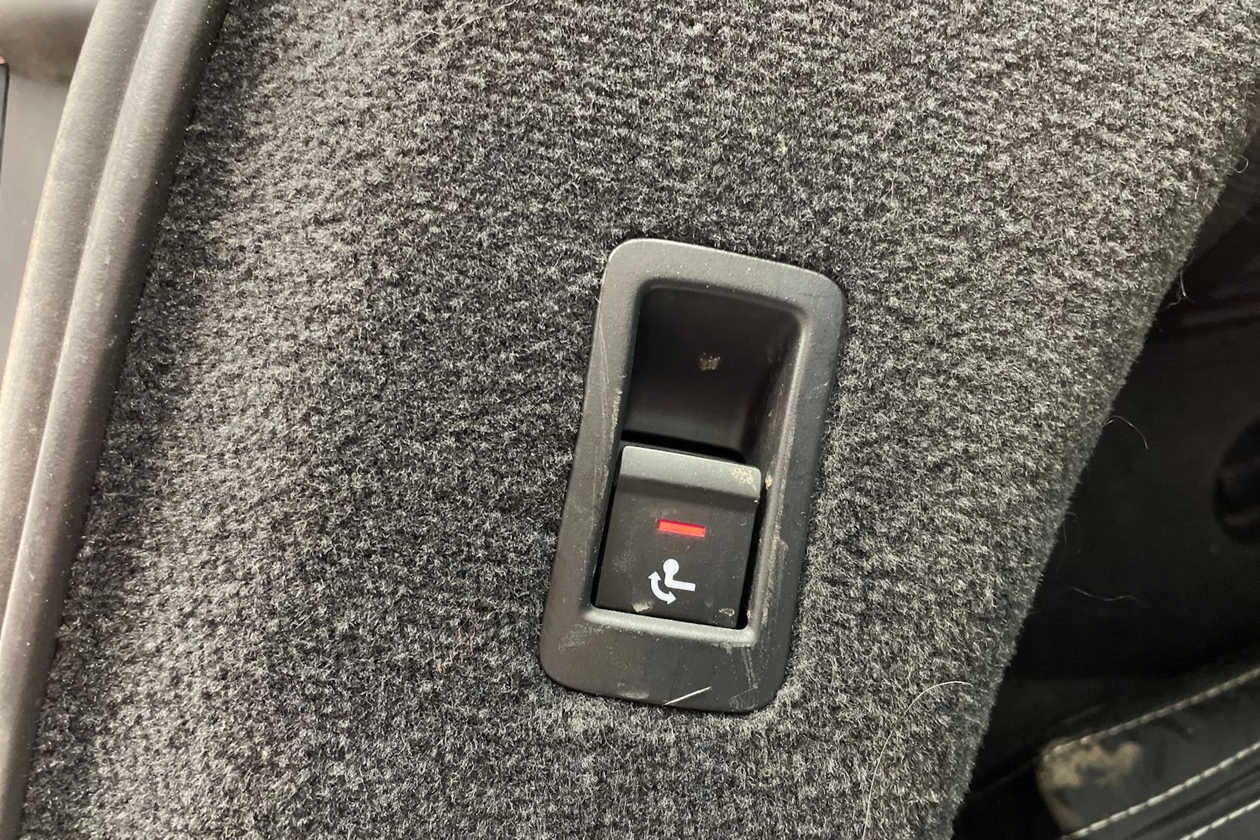 Valkoinen Audi A6 2019 kuva 14.