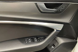 Valkoinen Audi A6 2019 kuva 29.