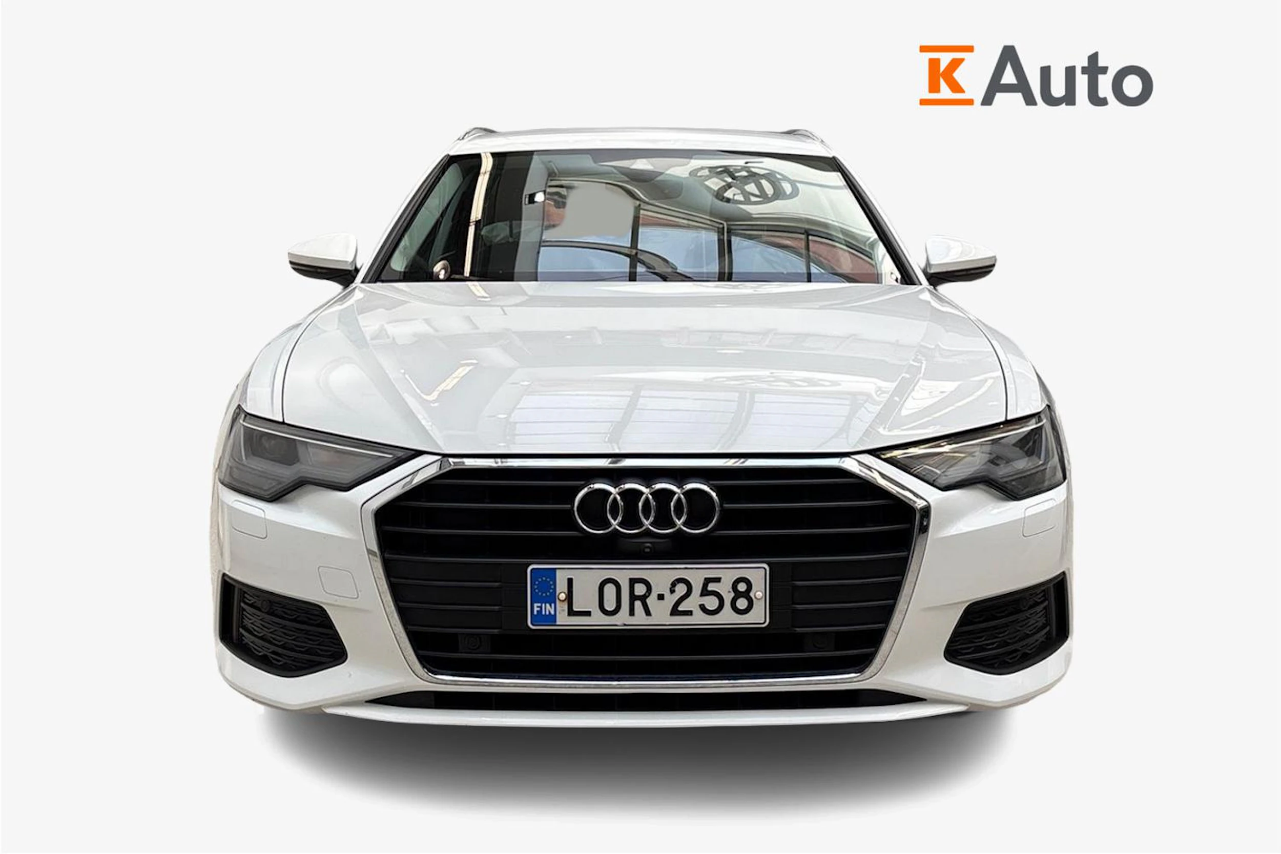 valkoinen Audi A6 2019 kuva 4.