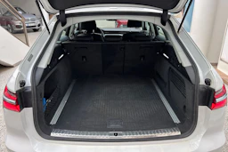 valkoinen Audi A6 2019 kuva 12.