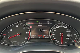 valkoinen Audi A6 2019 kuva 19.