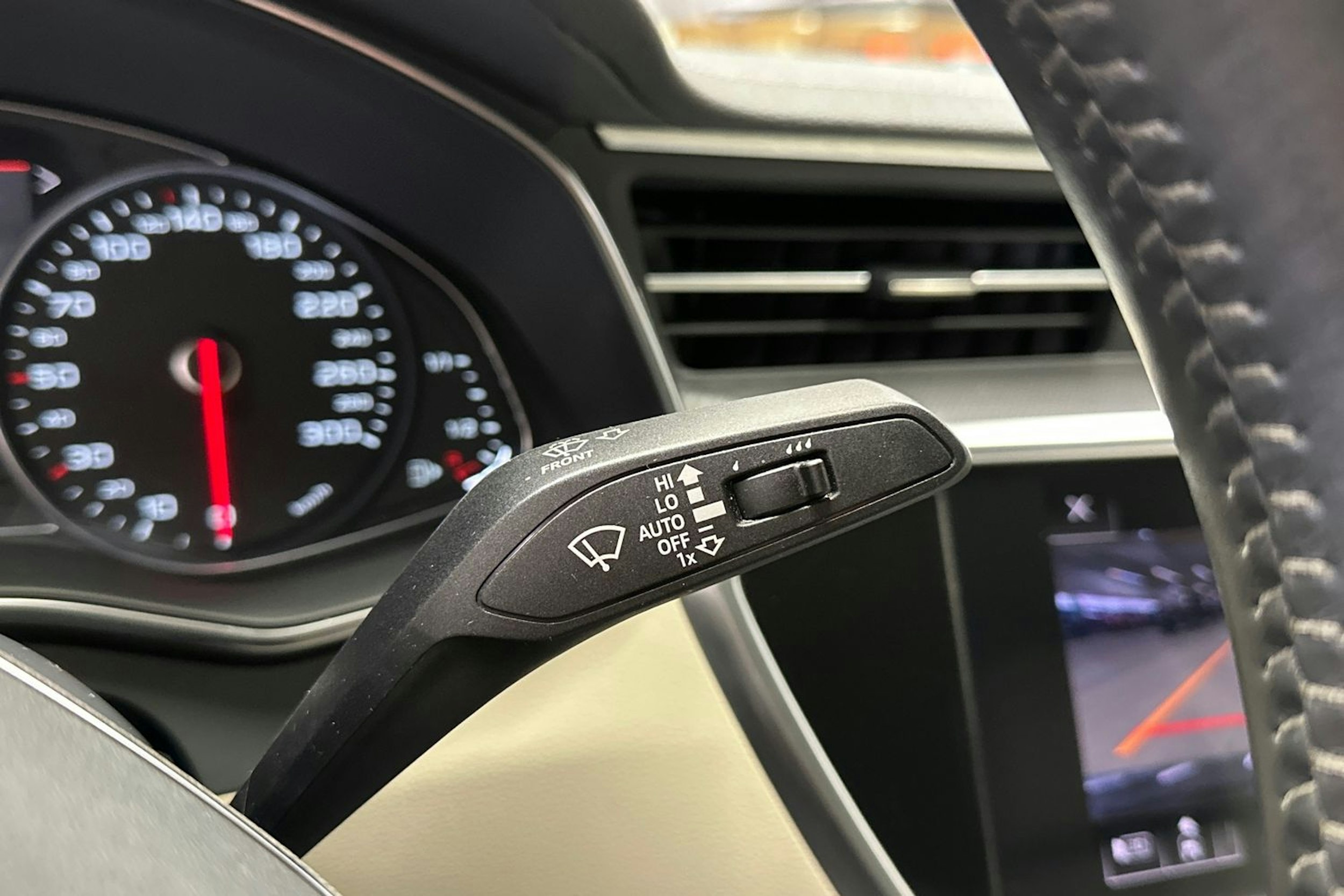 musta Audi A6 2019 kuva 31.
