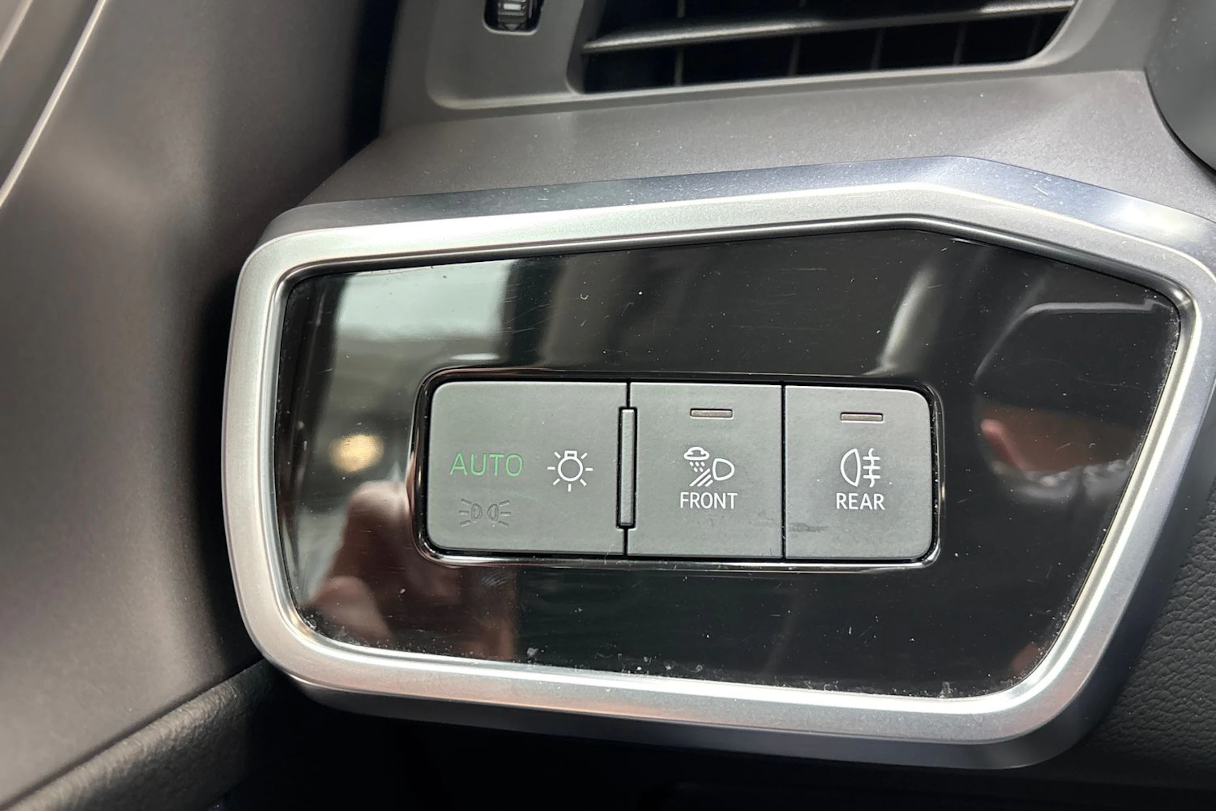 musta Audi A6 2019 kuva 20.