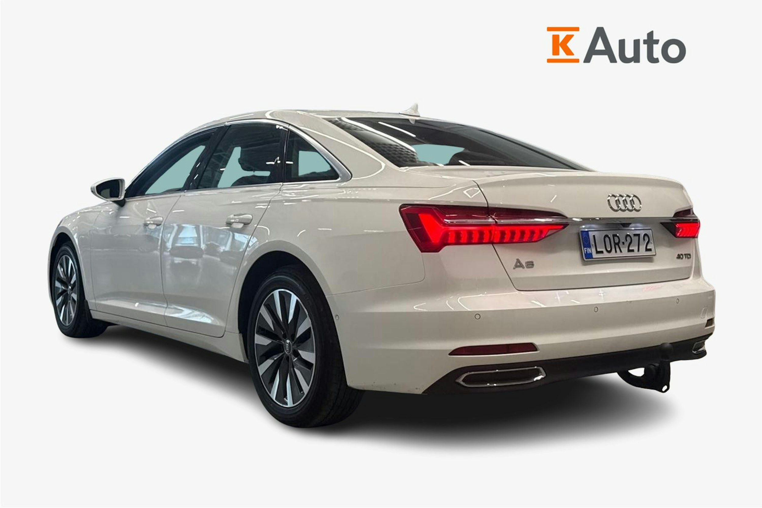 valkoinen Audi A6 2019 kuva 2.