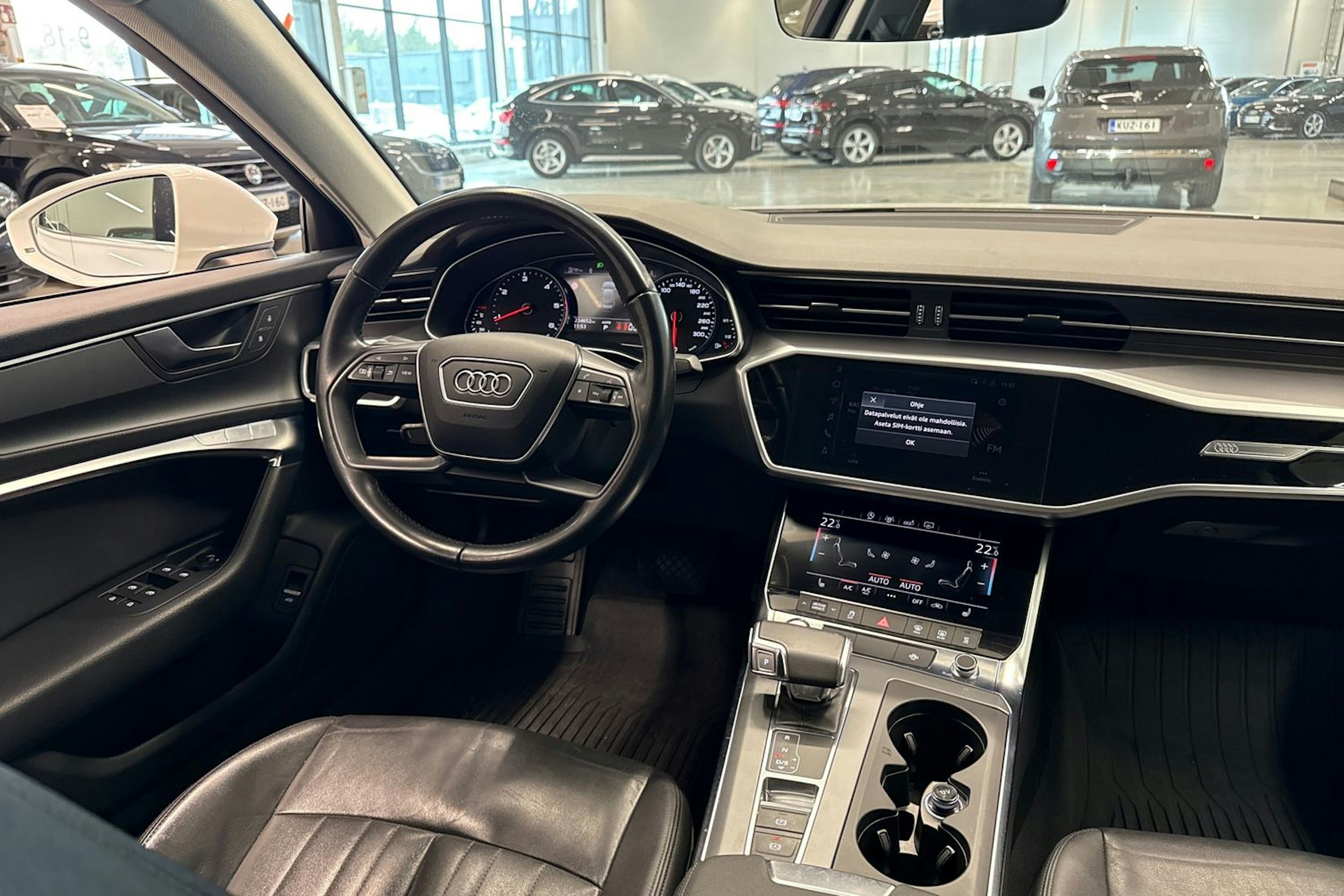 valkoinen Audi A6 2019 kuva 14.