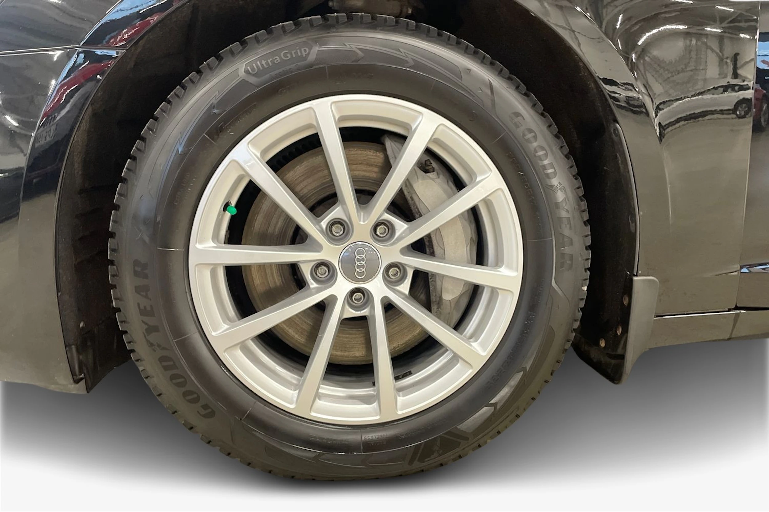 musta Audi A6 2019 kuva 9.