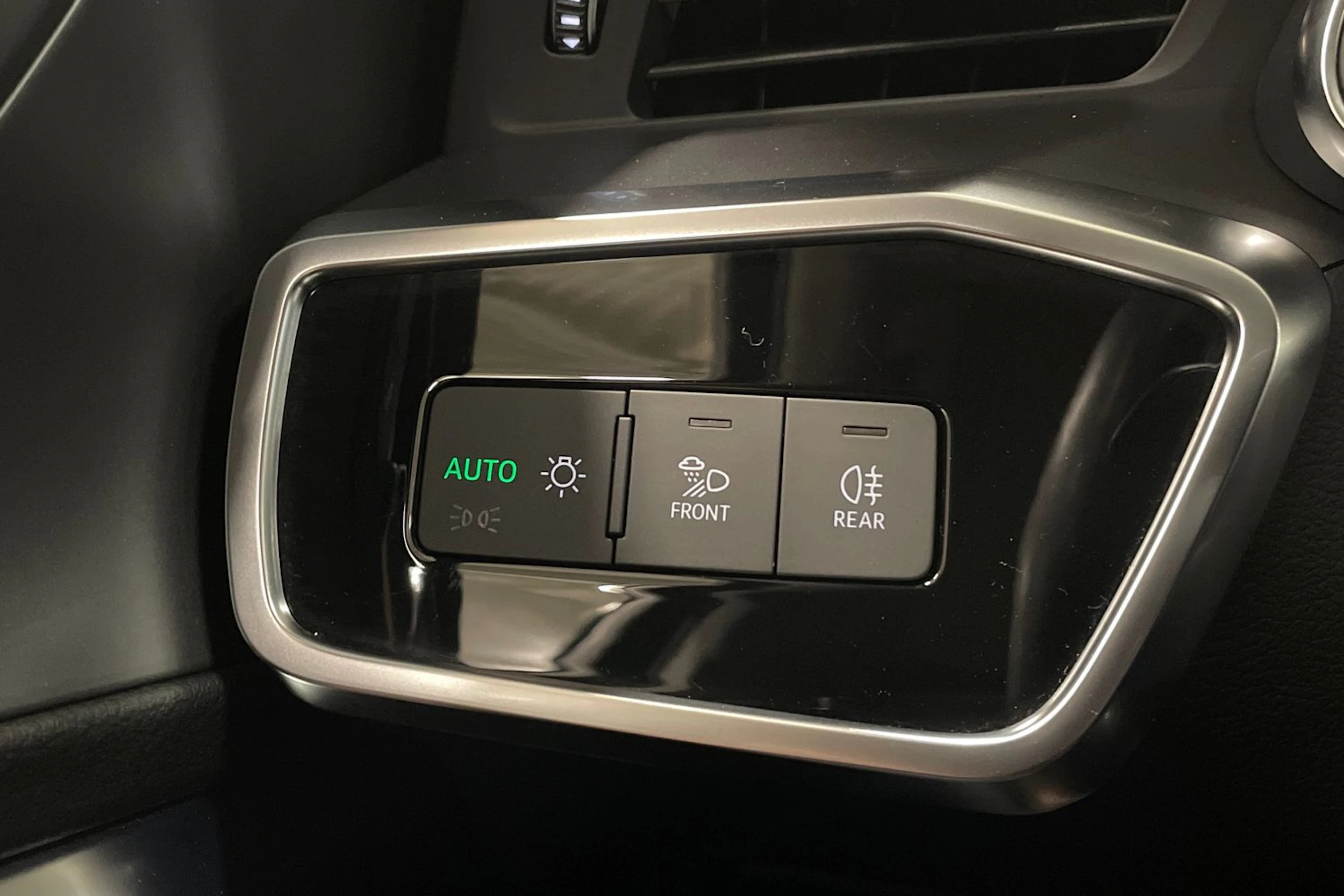 musta Audi A6 2019 kuva 16.