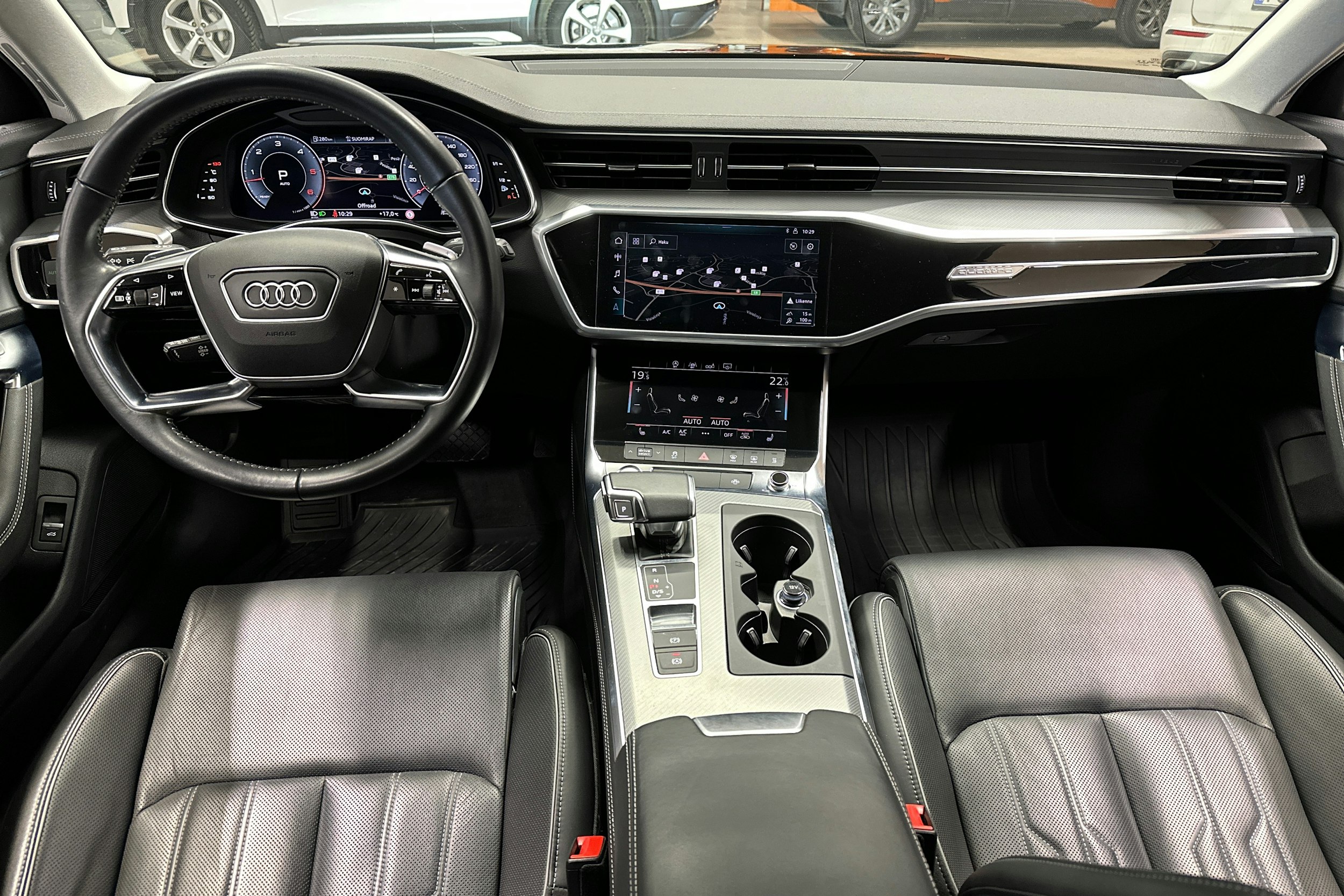 musta Audi A6 2019 kuva 7.