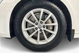 valkoinen Audi A6 2019 kuva 11.