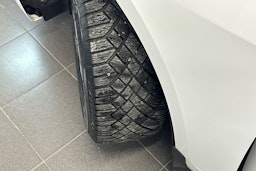 valkoinen Audi A6 2019 kuva 13.