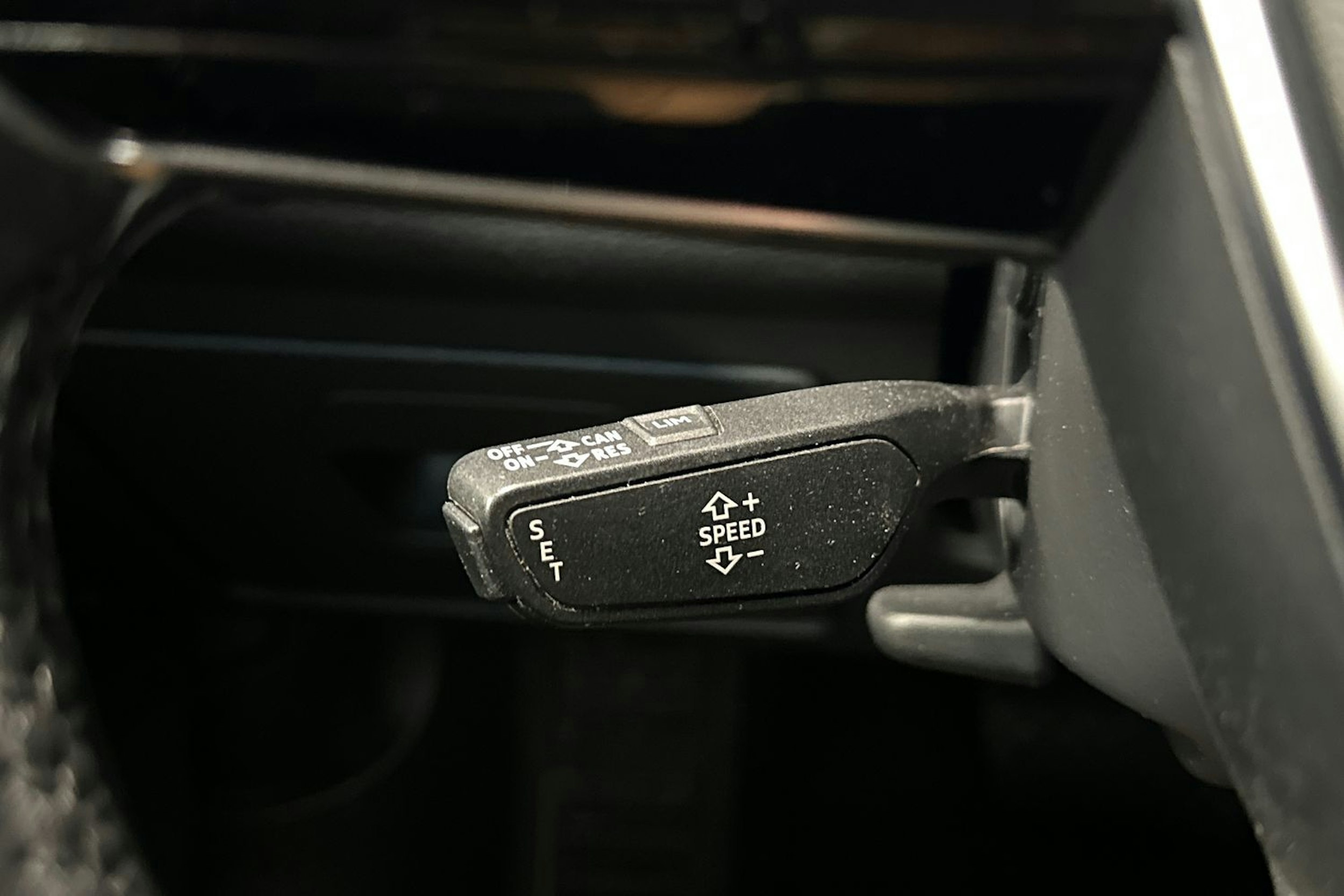 valkoinen Audi A6 2019 kuva 20.