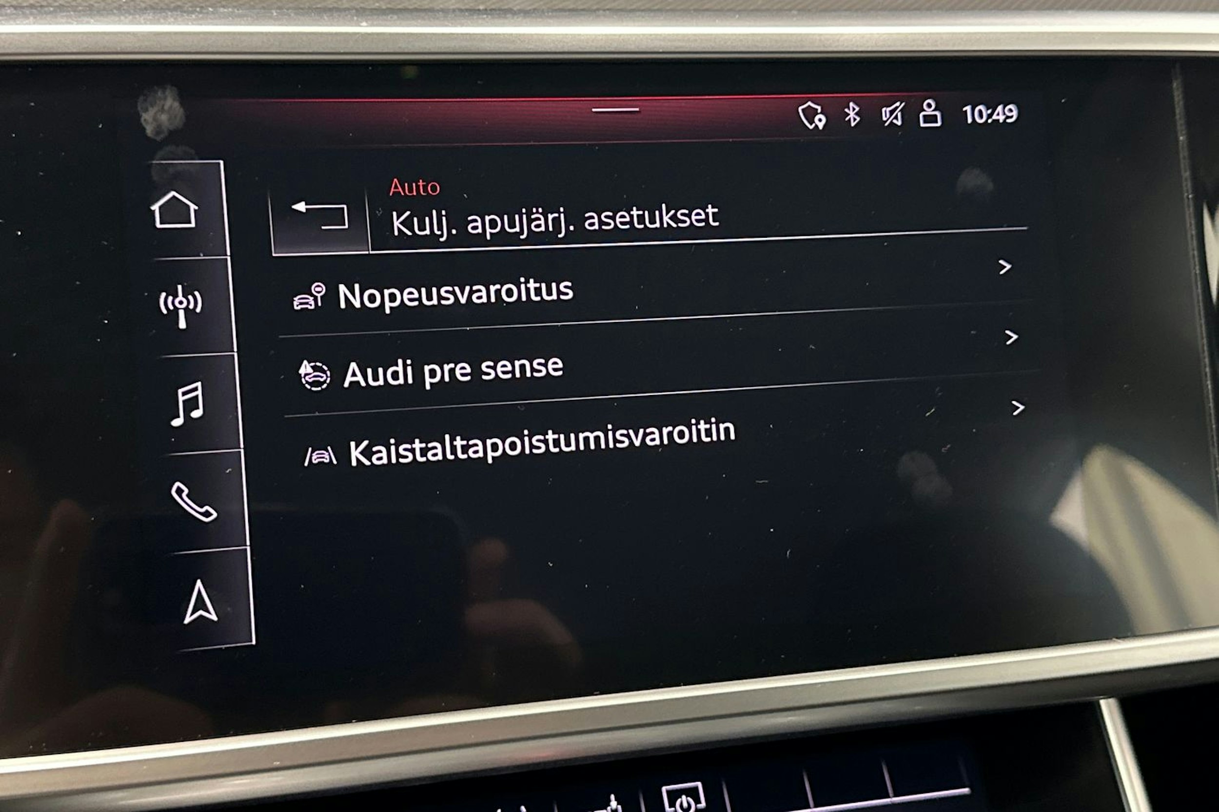 valkoinen Audi A6 2019 kuva 26.
