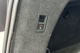 valkoinen Audi A6 2019 kuva 34.