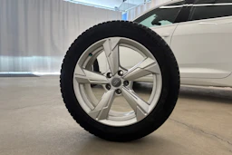 valkoinen Audi A6 2019 kuva 13.