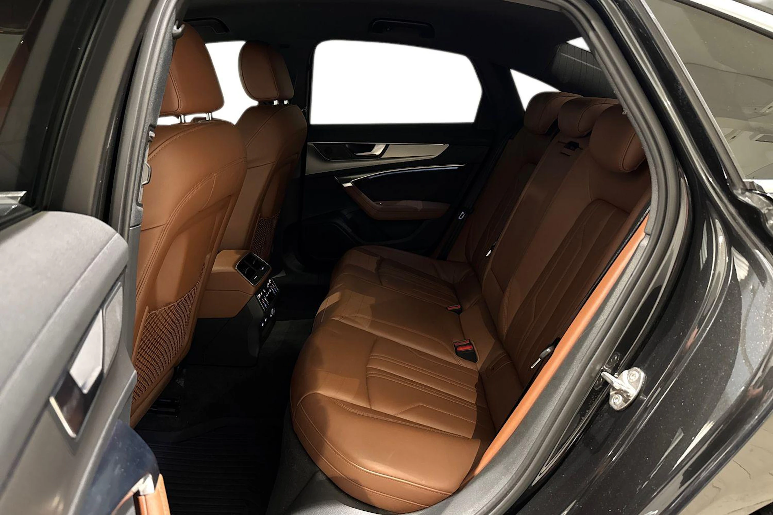 met. sininen Audi A6 2019 kuva 8.