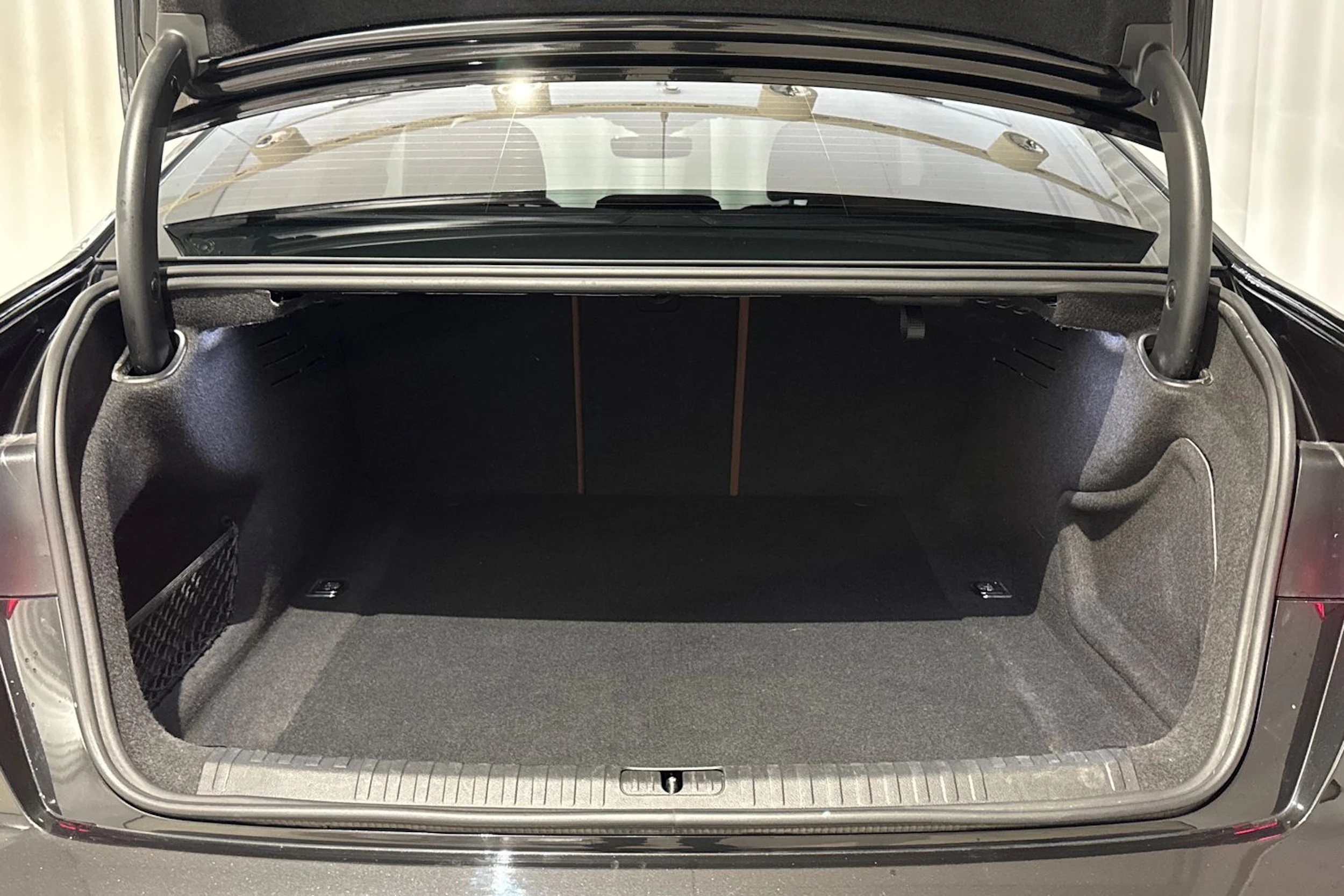 met. sininen Audi A6 2019 kuva 12.