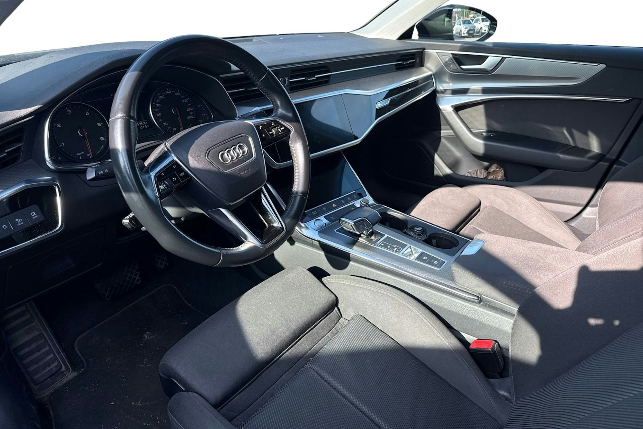 musta Audi A6 2019 kuva 3.