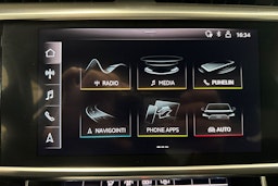 musta Audi A6 2019 kuva 15.