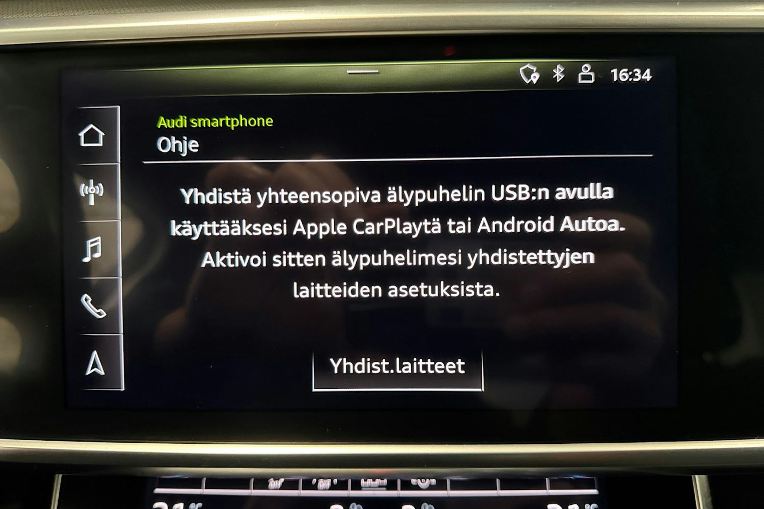 musta Audi A6 2019 kuva 17.