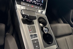 musta Audi A6 2019 kuva 20.