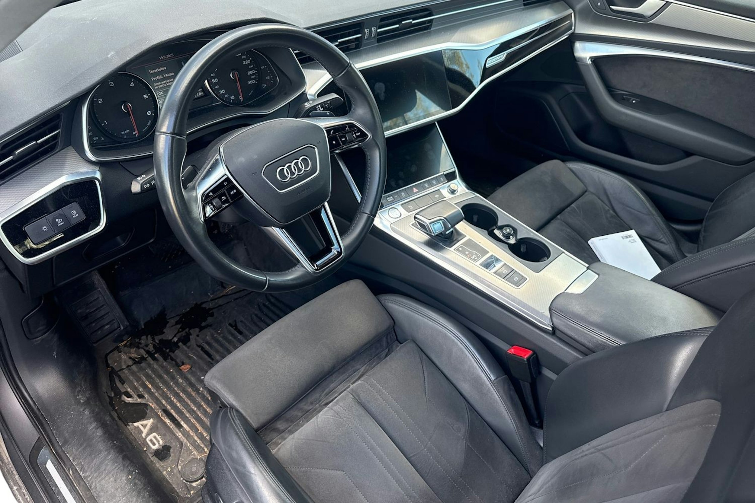 harmaa Audi A6 2019 kuva 3.