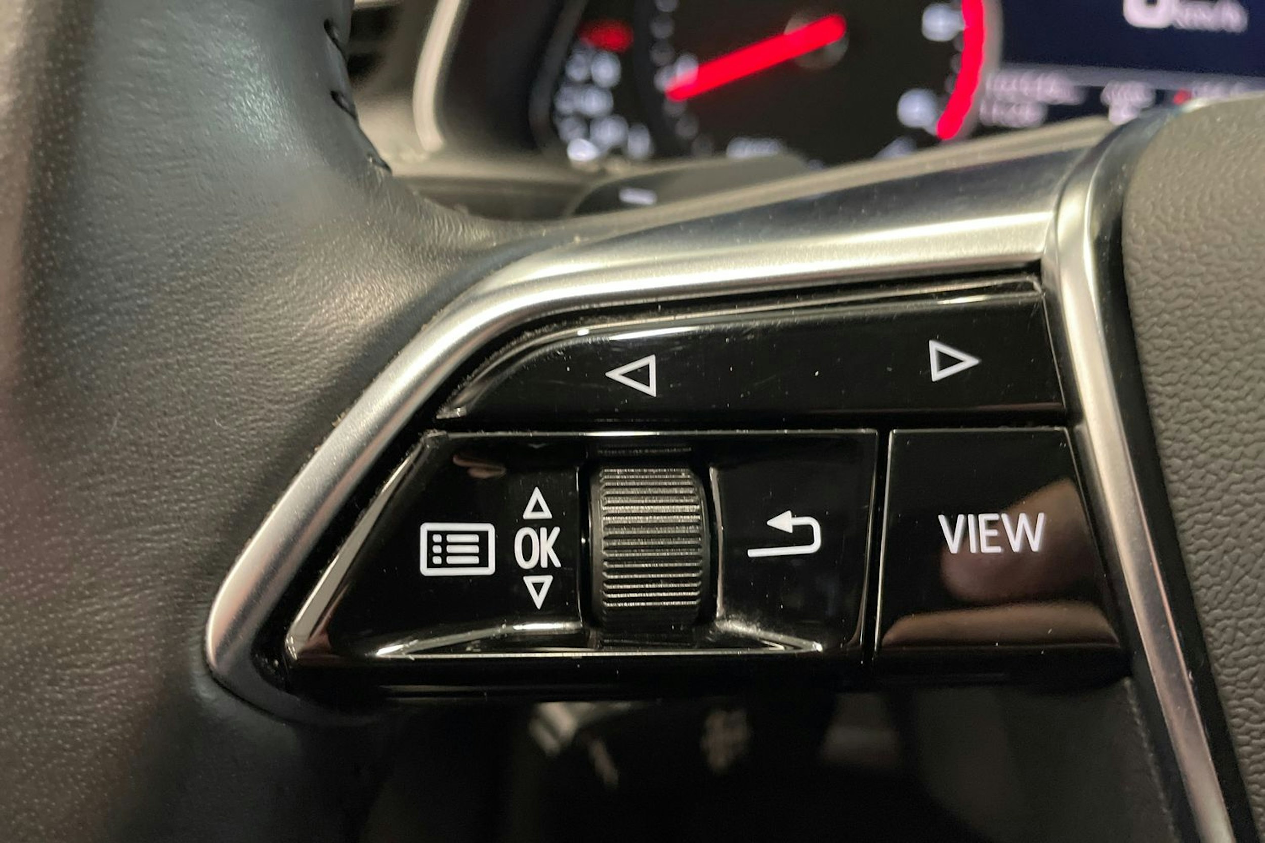 harmaa Audi A6 2019 kuva 16.