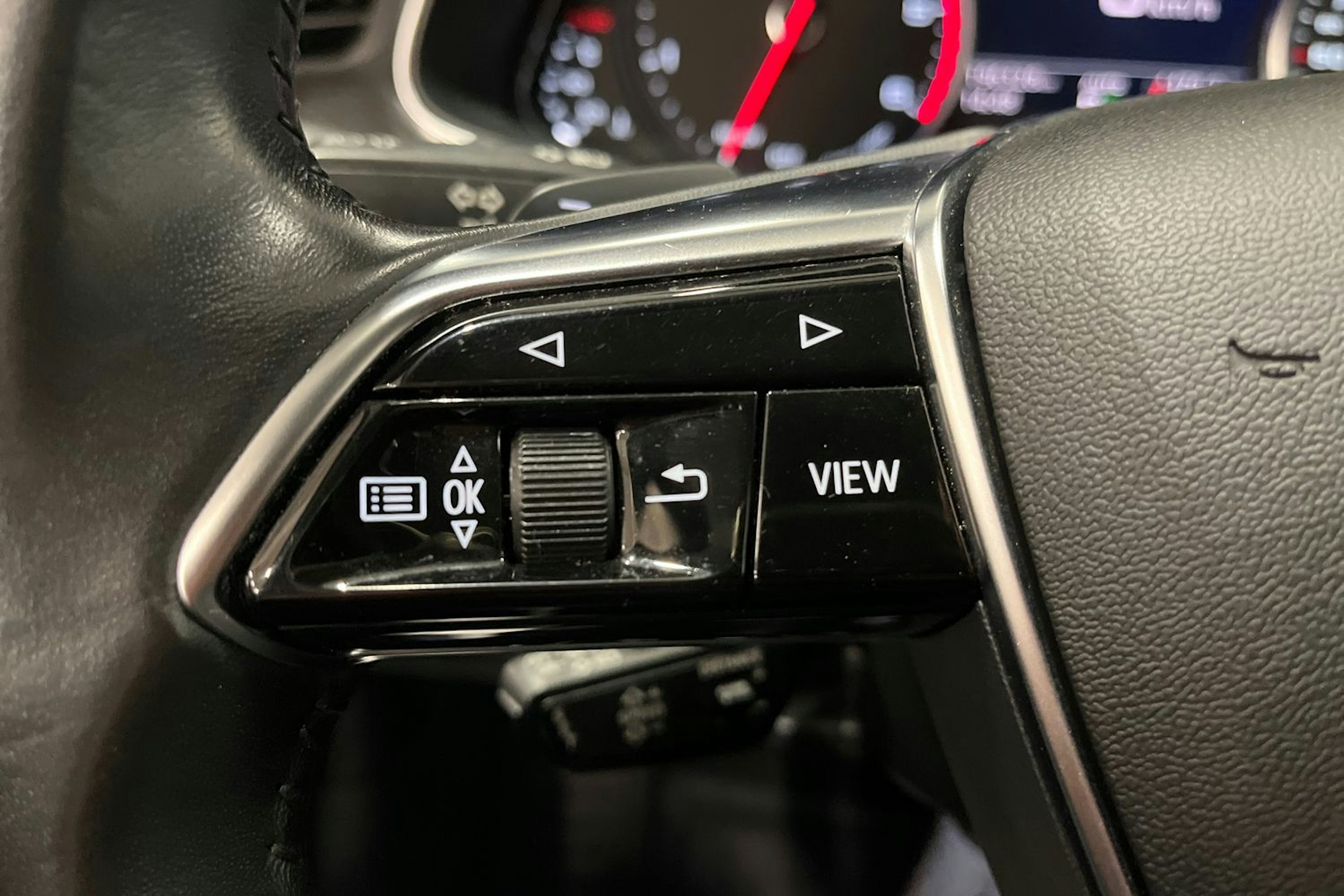 musta Audi A6 2019 kuva 32.
