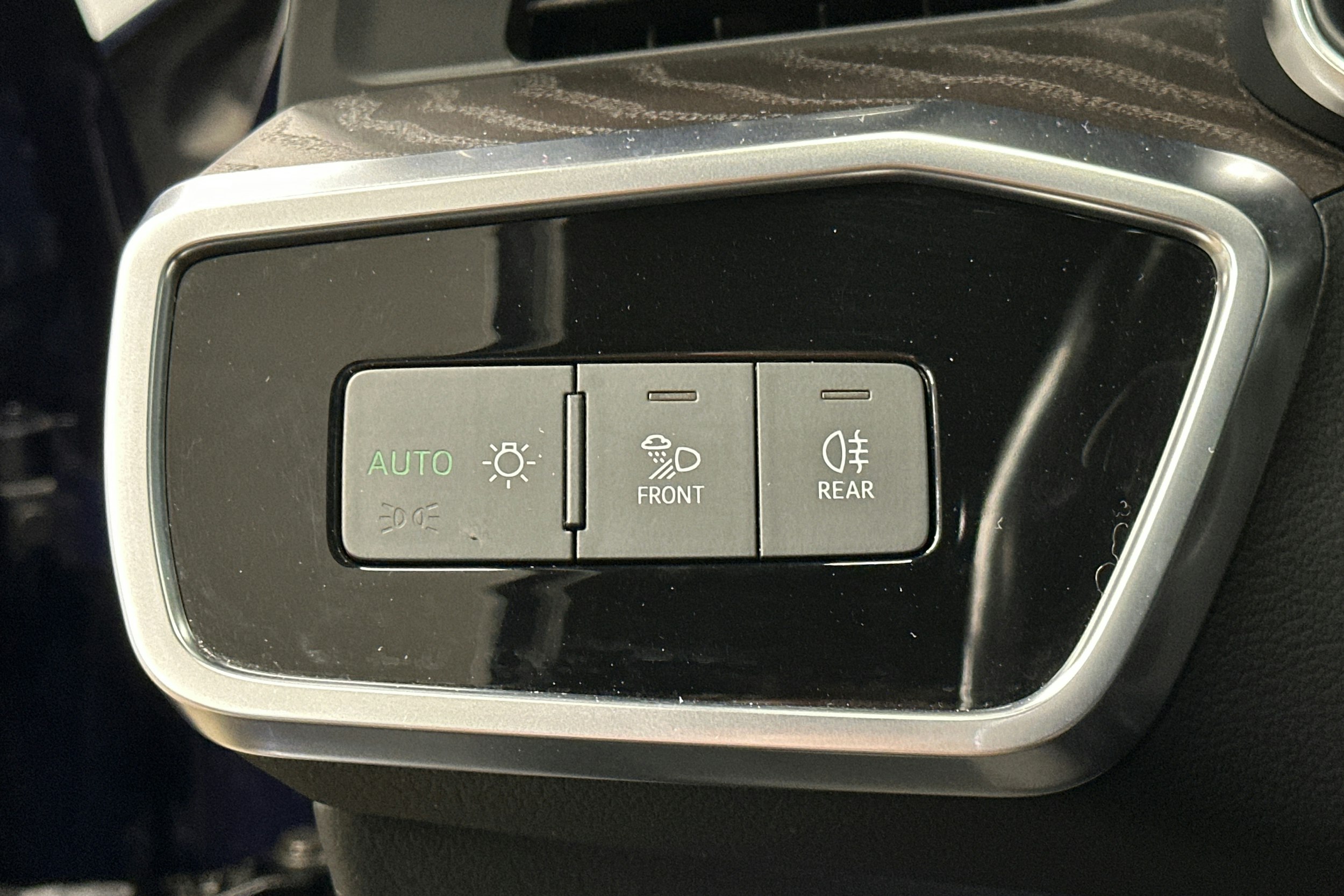 sininen Audi A6 2019 kuva 14.