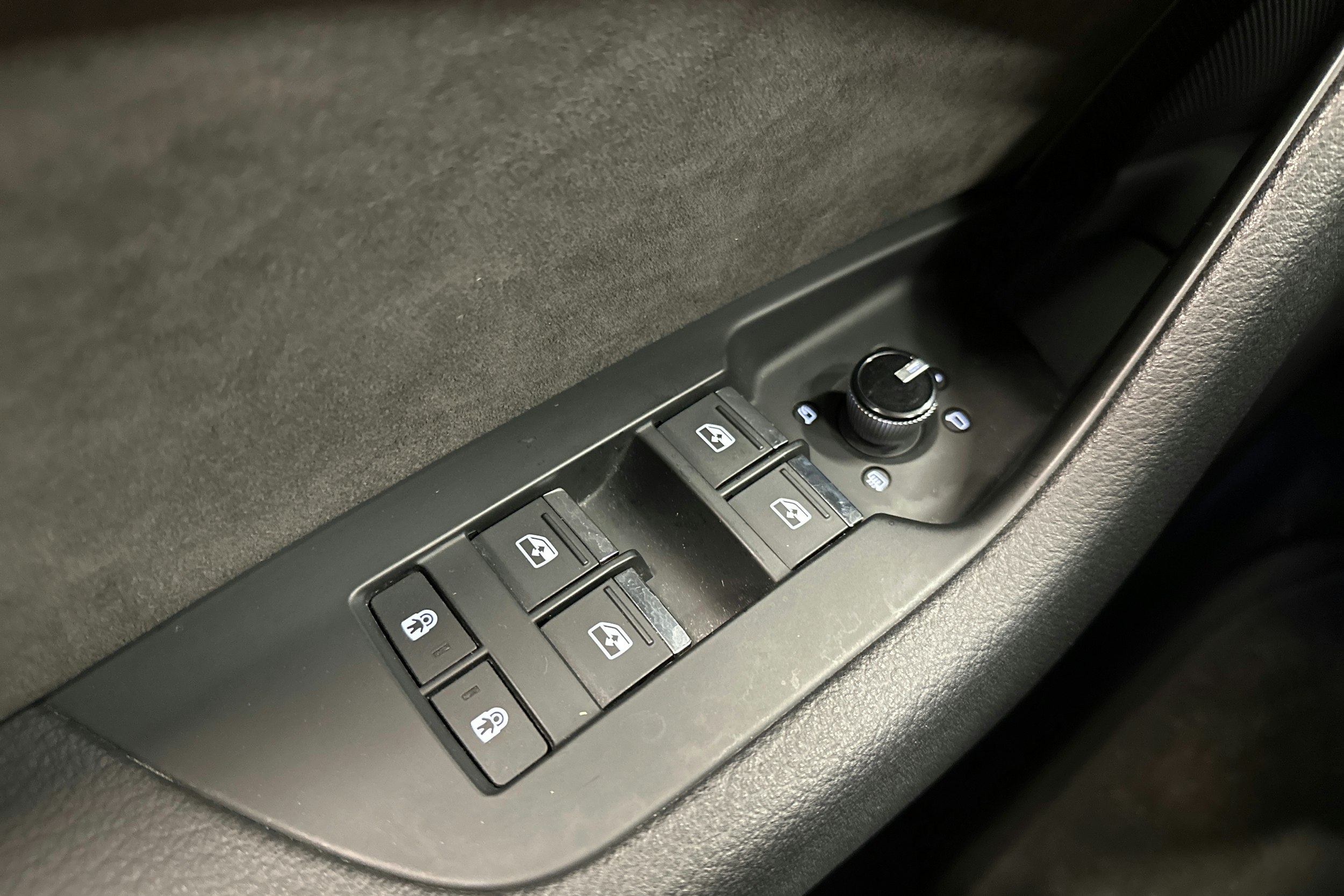 sininen Audi A6 2019 kuva 29.