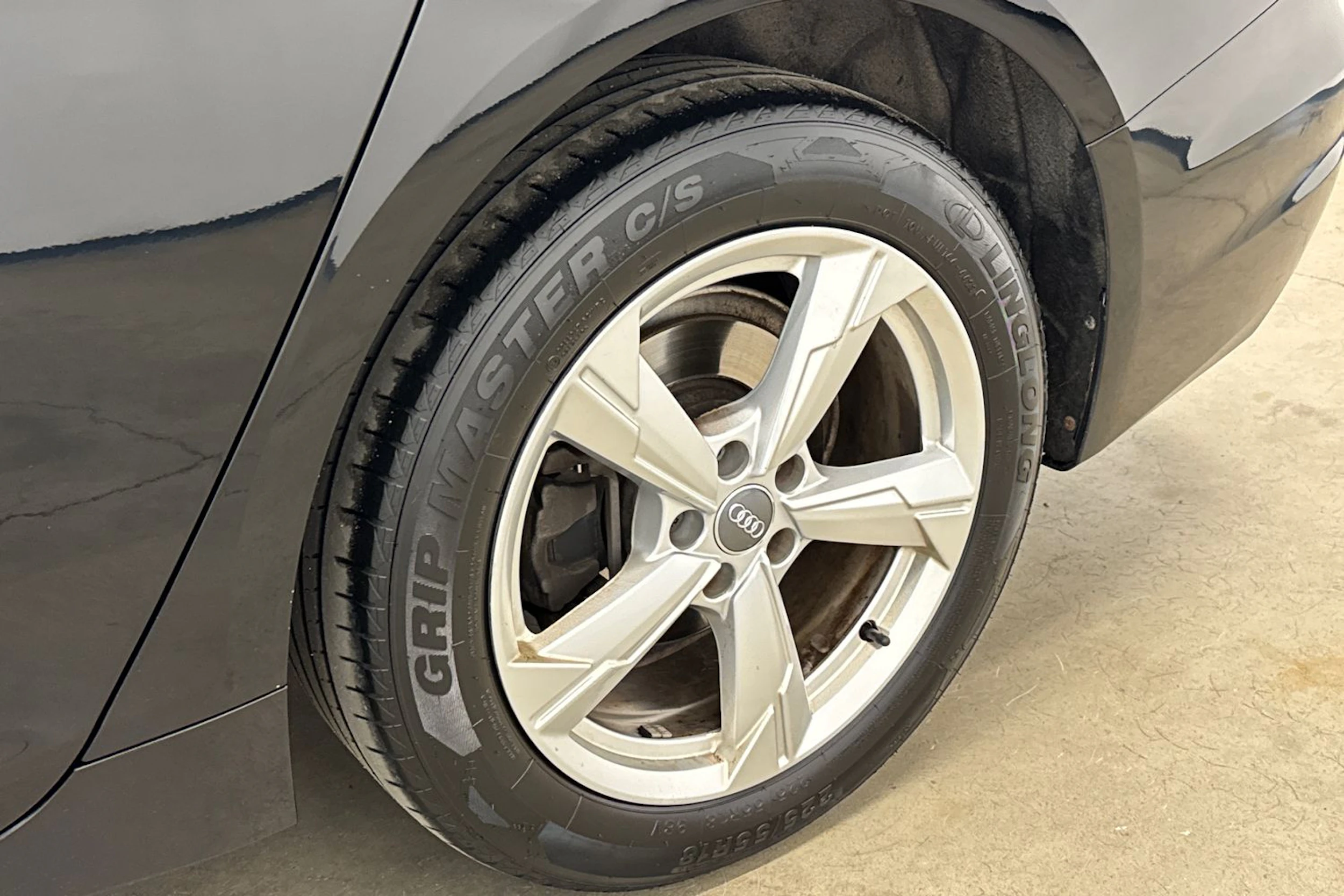 musta Audi A6 2019 kuva 13.