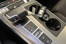 musta Audi A6 2019 kuva 22.
