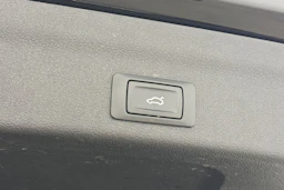 musta Audi A6 2019 kuva 27.
