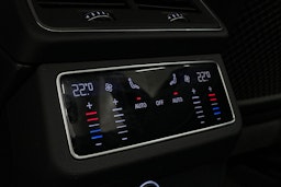 musta Audi A6 2019 kuva 26.