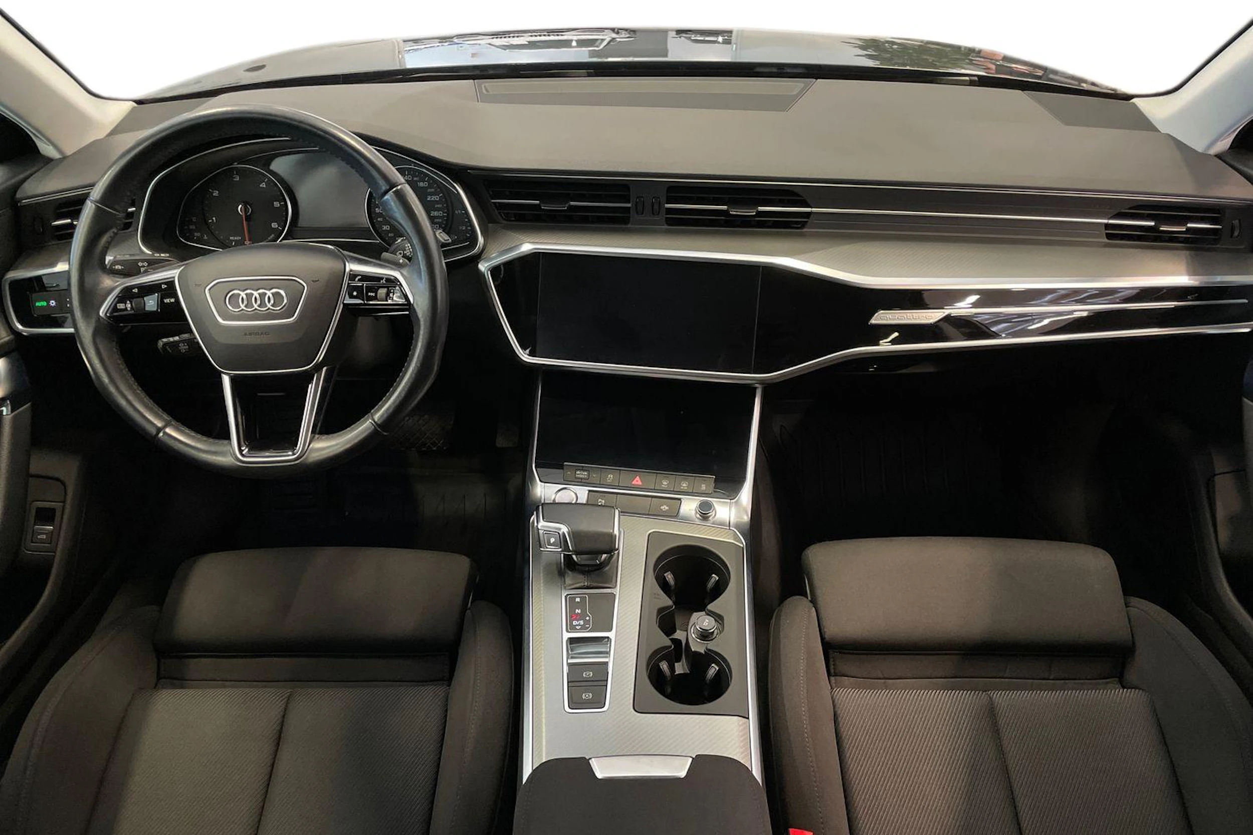 met. musta Audi A6 2019 kuva 7.