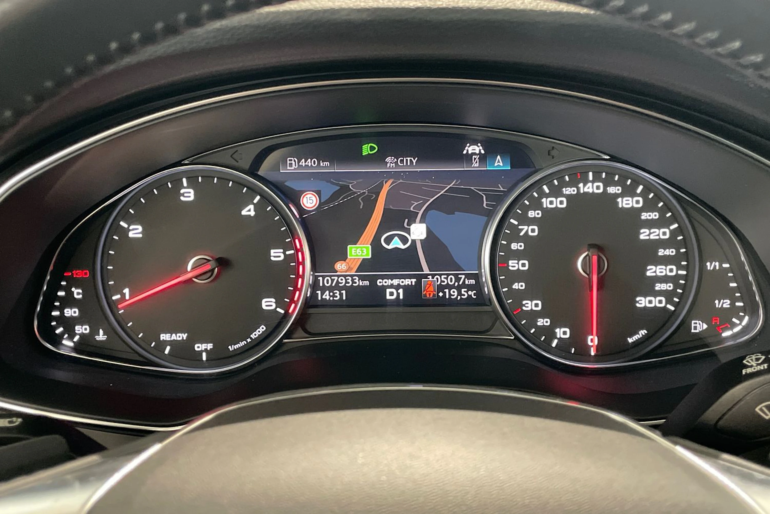 met. musta Audi A6 2019 kuva 11.