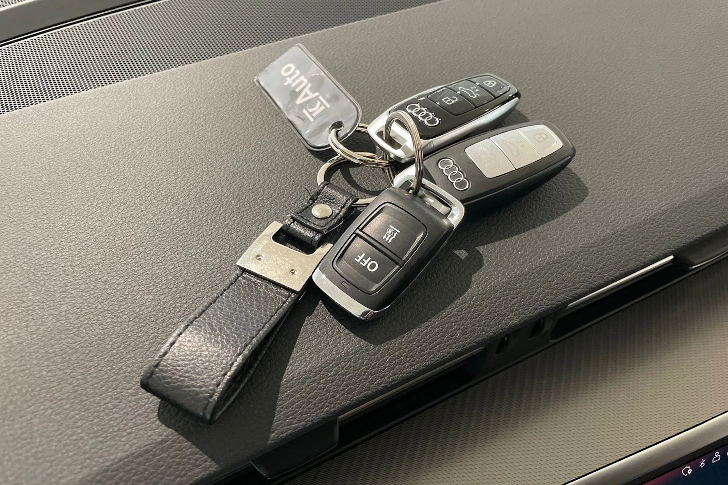 met. musta Audi A6 2019 kuva 23.