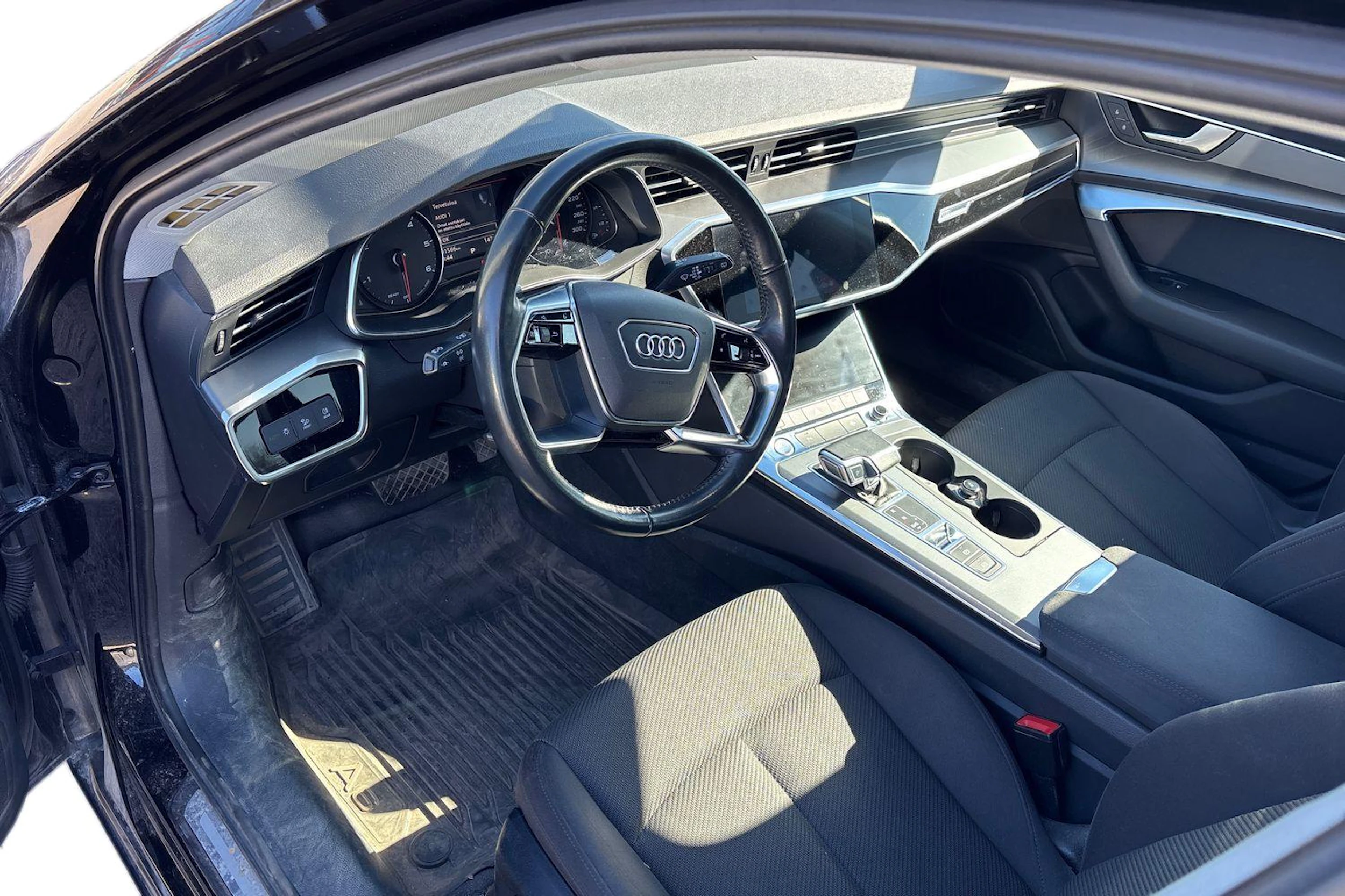 musta Audi A6 2019 kuva 3.