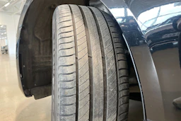musta Audi A6 2019 kuva 13.