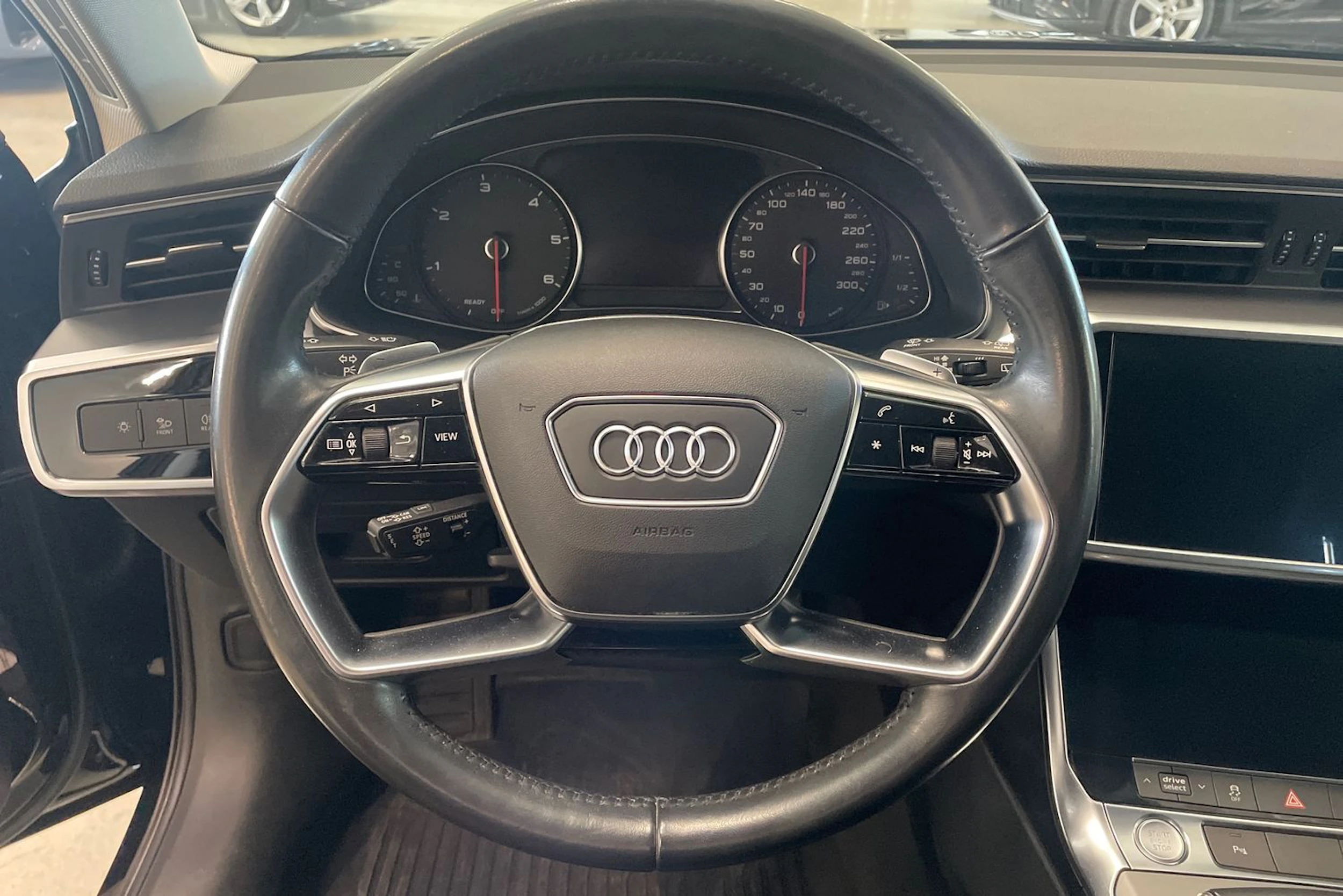 musta Audi A6 2019 kuva 15.