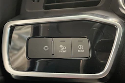 musta Audi A6 2019 kuva 19.