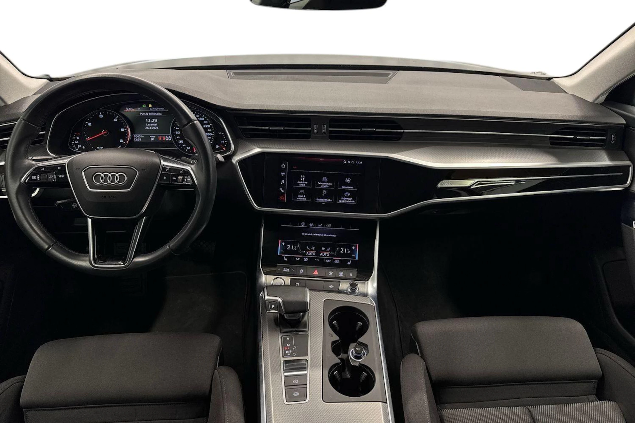 musta Audi A6 2020 kuva 7.