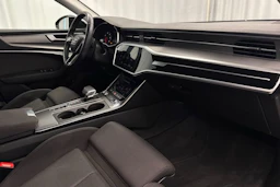 musta Audi A6 2020 kuva 12.