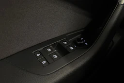 musta Audi A6 2020 kuva 18.