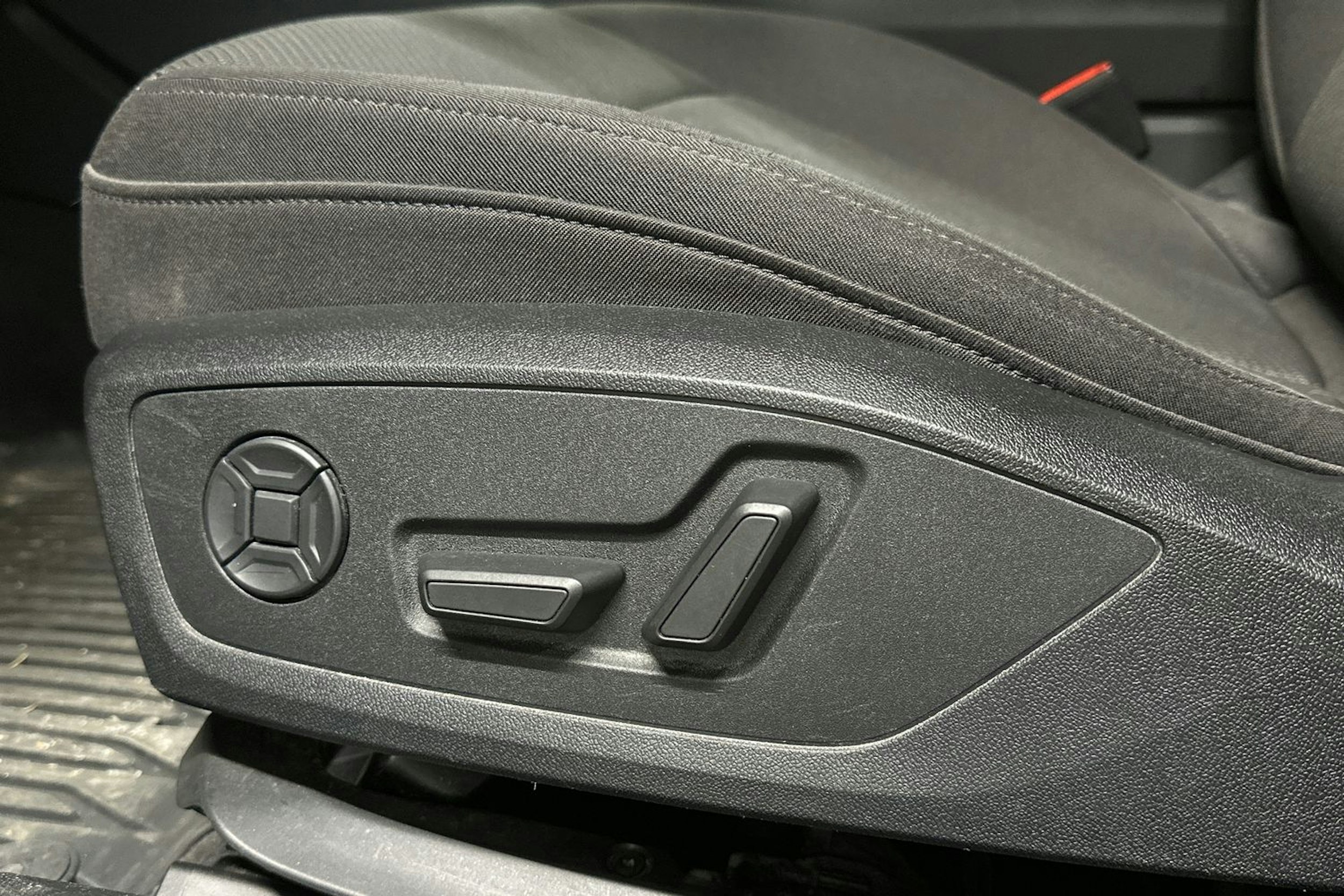 harmaa Audi A6 2020 kuva 16.