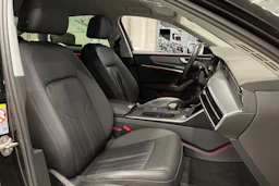 musta Audi A6 2020 kuva 31.