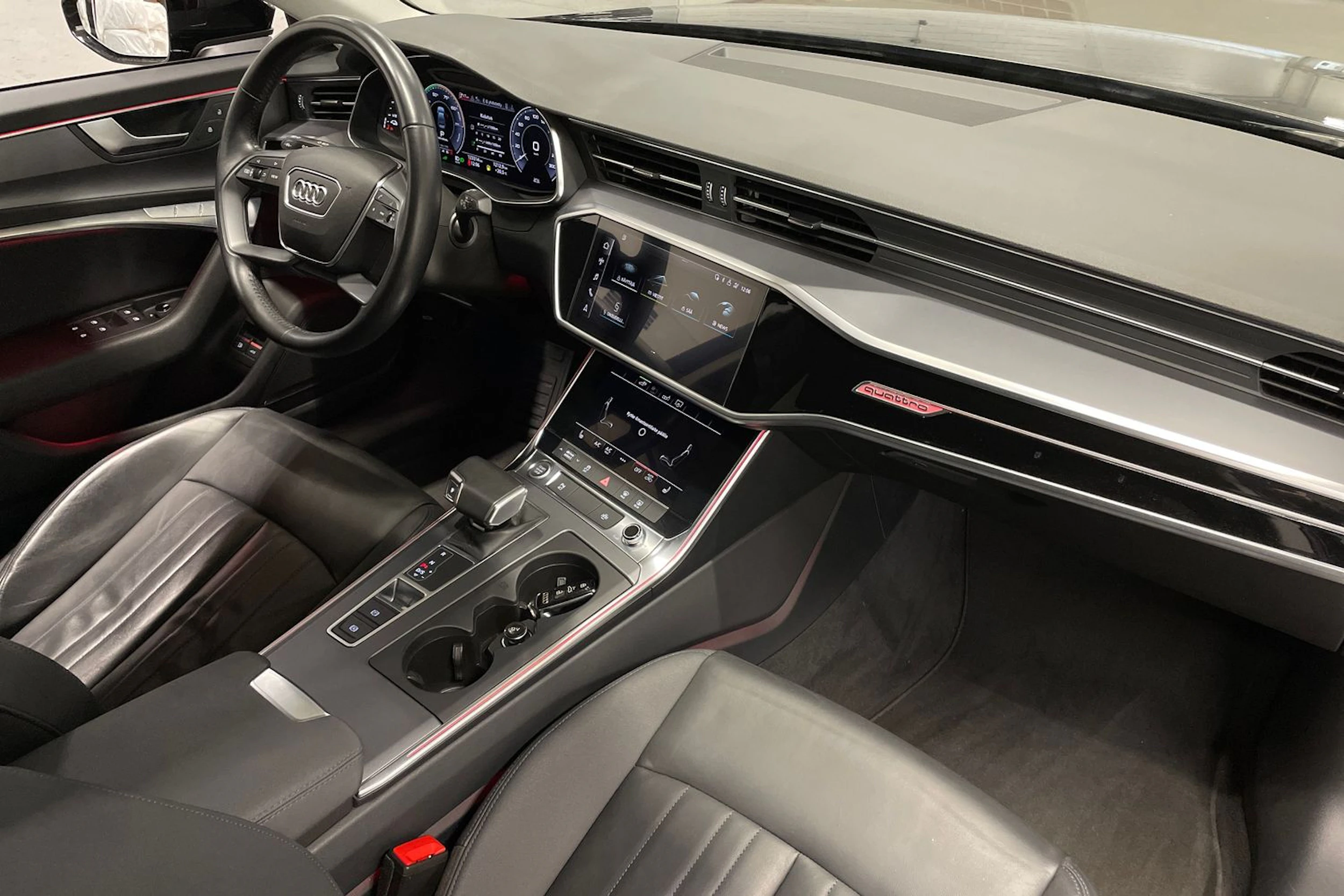 musta Audi A6 2020 kuva 32.